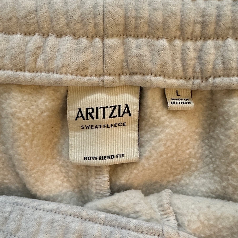 Aritzia Light Gray Women’s Joggers - Picture 2 of 4